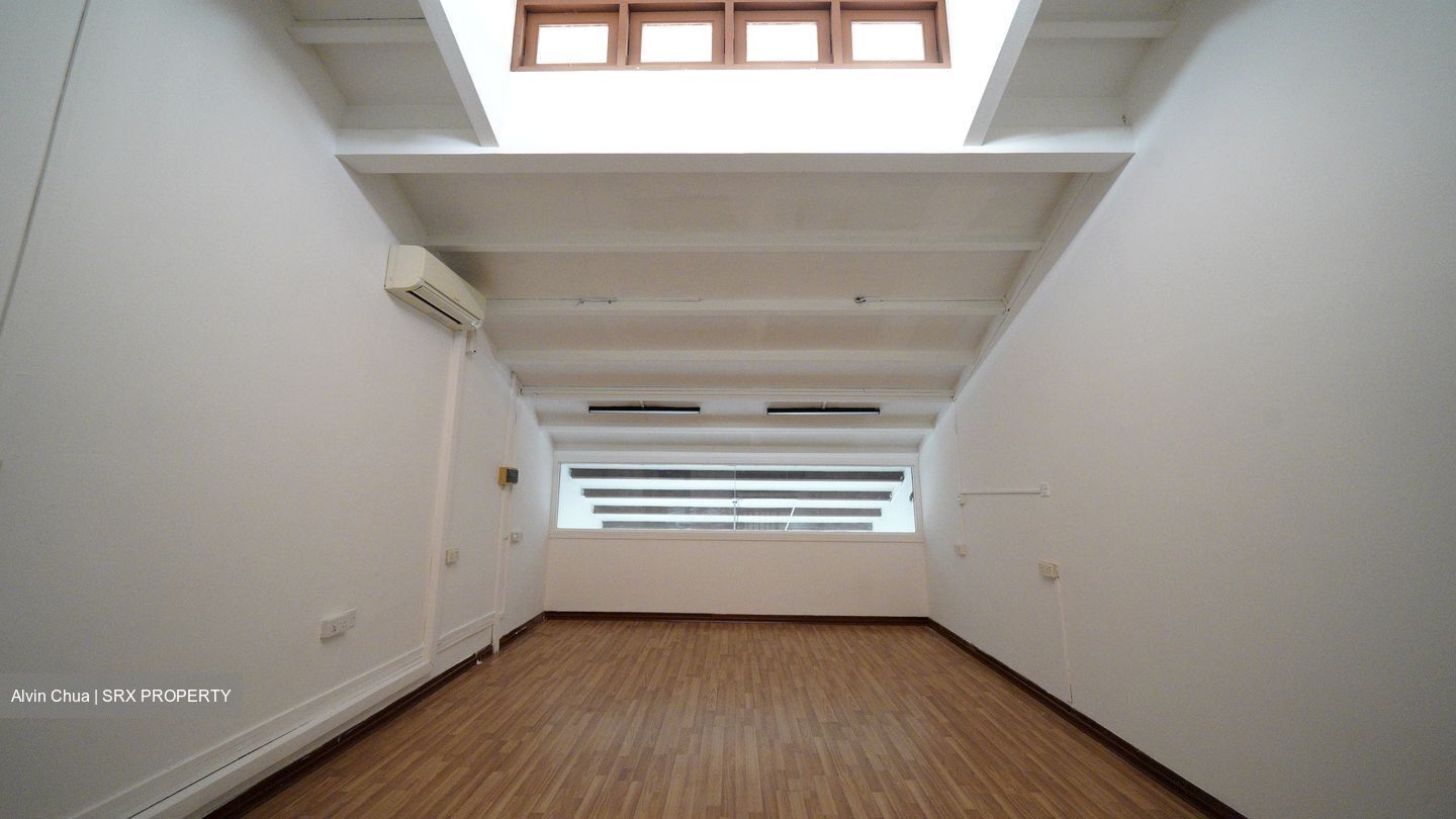 Jalan Sultan (D7), Office #501702861